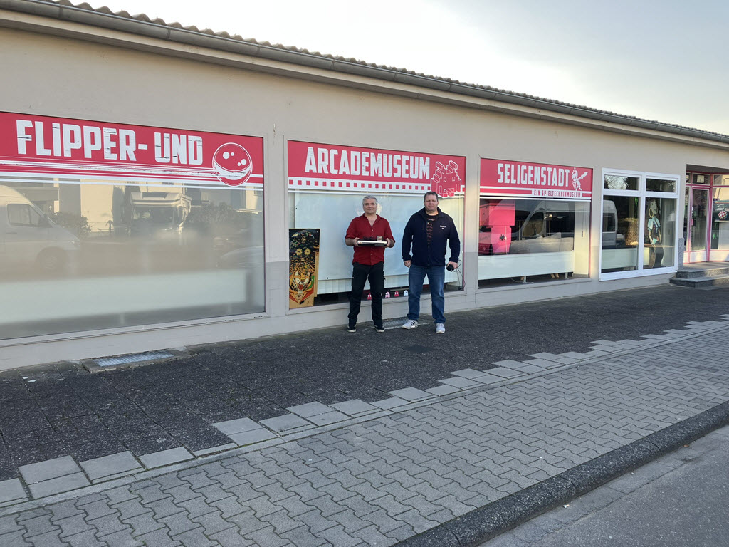 BioBern with Intellivision and Jan1980 at the Flipper- und Arcademuseum Seligenstadt (FAMS)